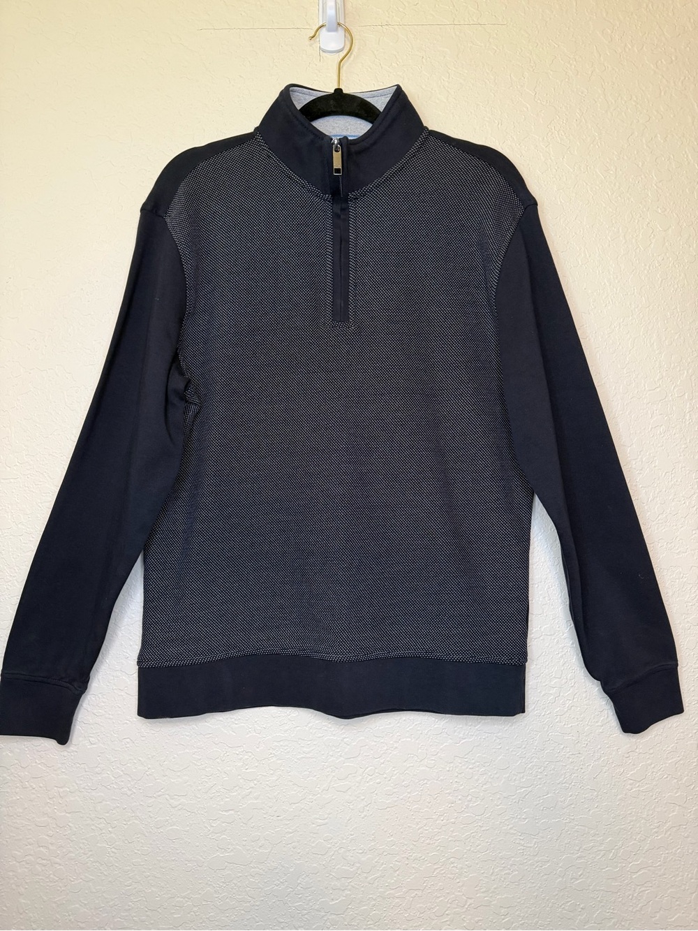 Ted Baker Like New 1/4 Zip black medium sweatshirt